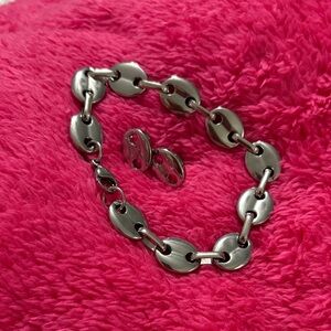 Chic Silver Bracelet and Earring Set